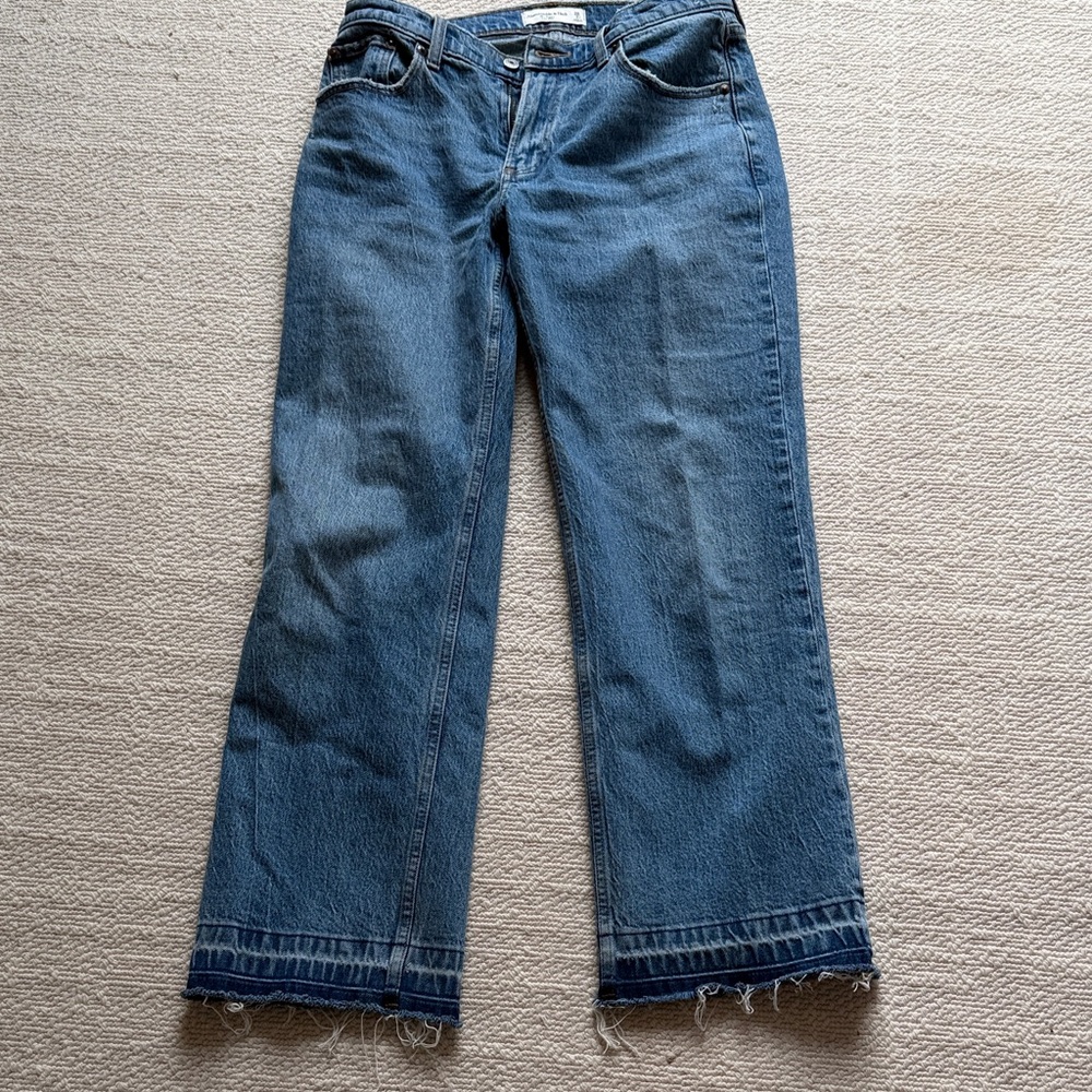 Abercrombie & Fitch Vintage-Inspired Wide-Leg Jeans in Blue